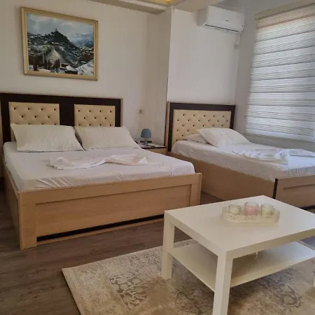 Double17 Apartment *