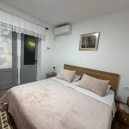 Double17 * Gjirokastër