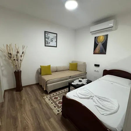 Double17 Apartment *