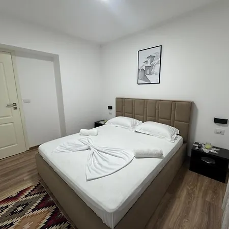 Appartement Double17 Gjirokastër